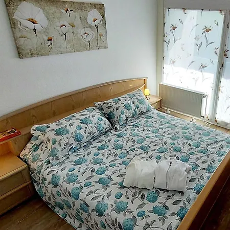 Wanderfalke Apartamento *